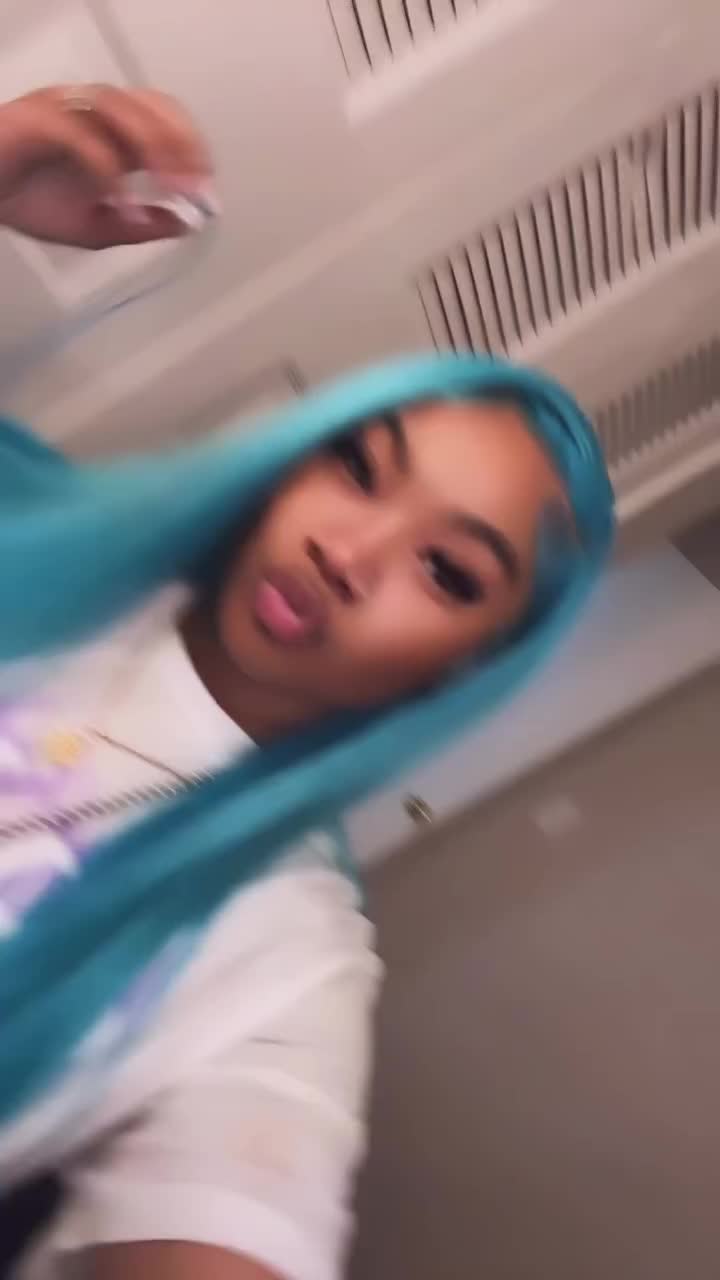 @Niyahh .