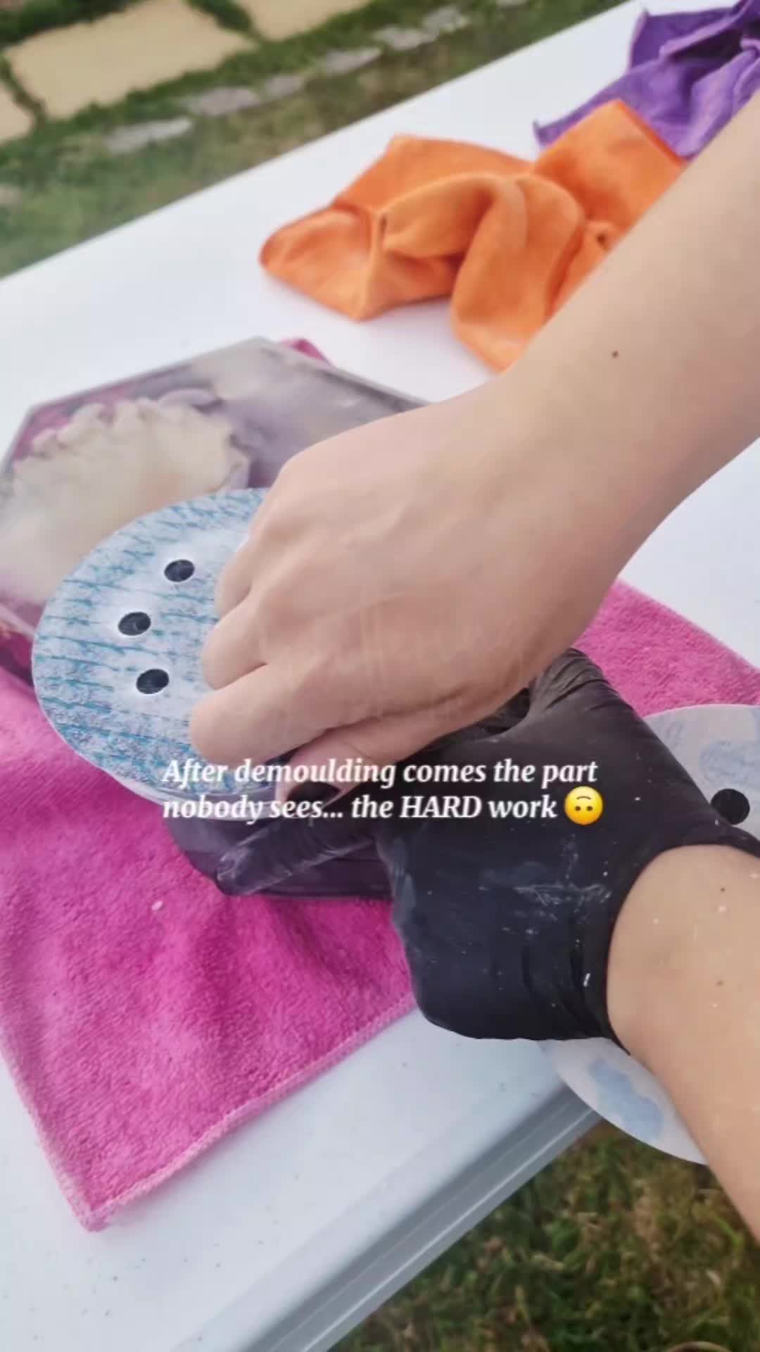 @GlitteringResinArt
