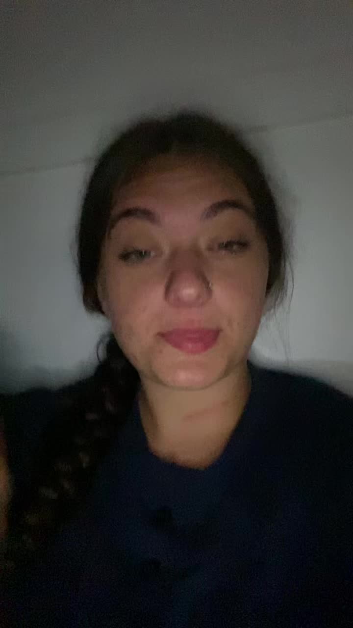 @Lilhazelisfunny;)