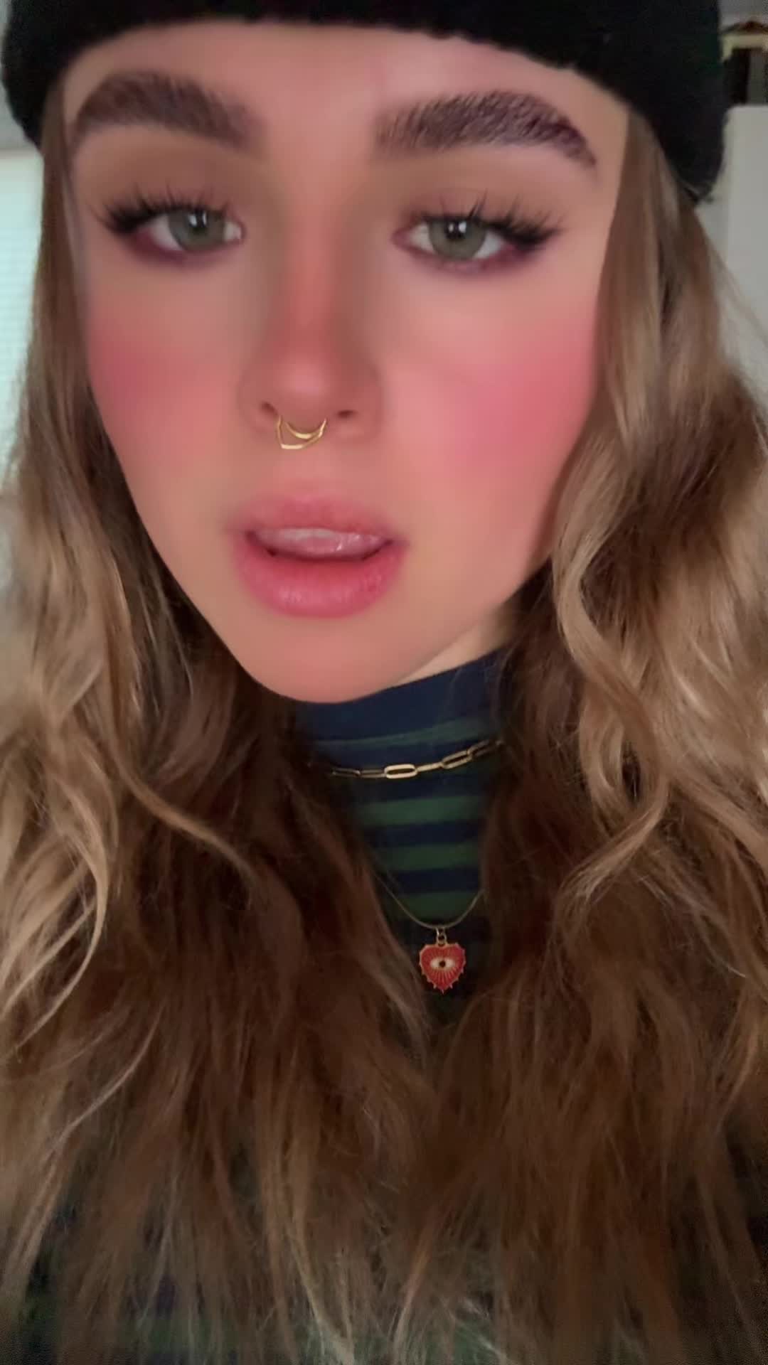 @Lara🖤