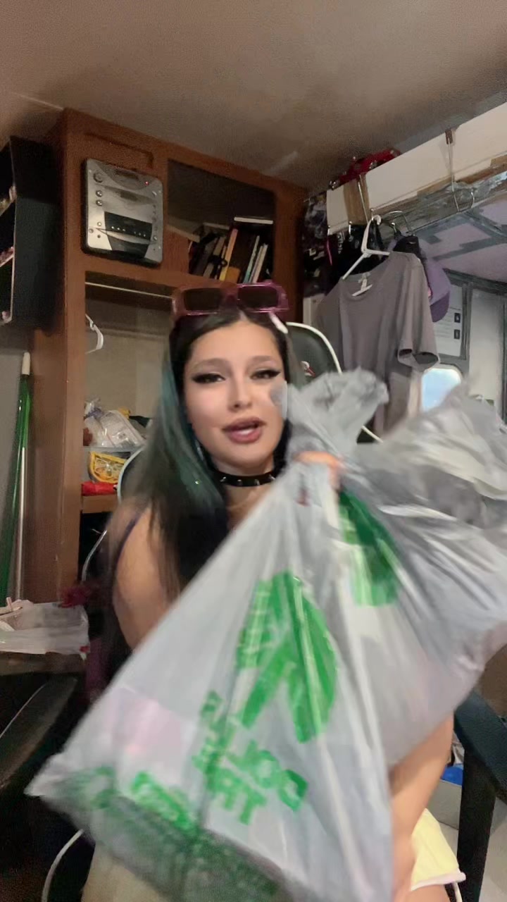 @macabrecvtie