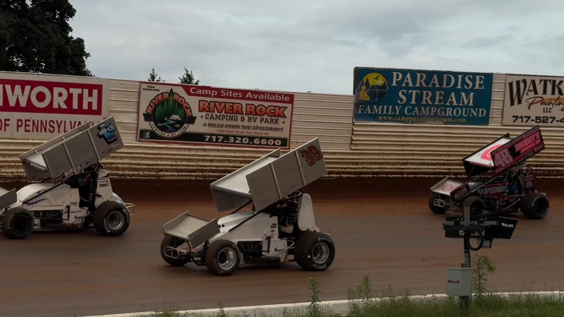 @SK_DirtTrackin_1739