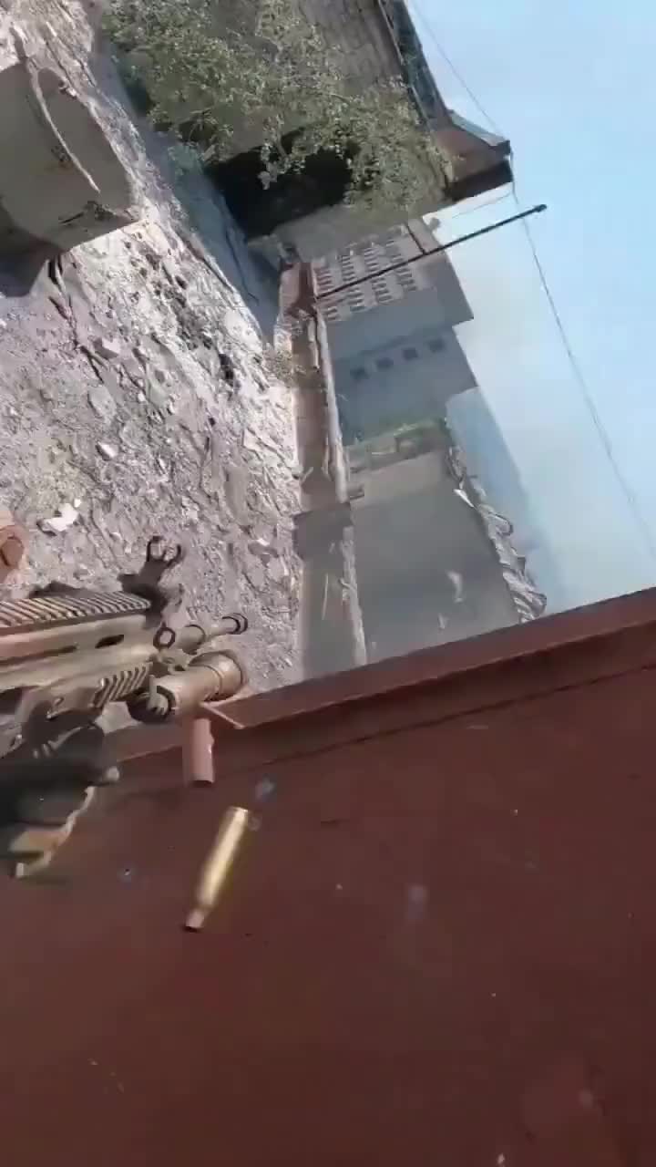 @warfootage