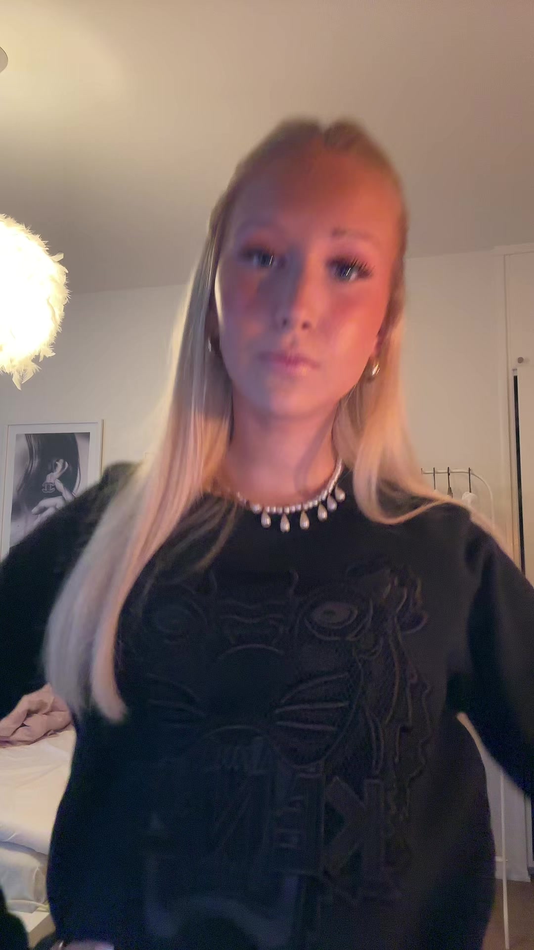@dinrebecca1
