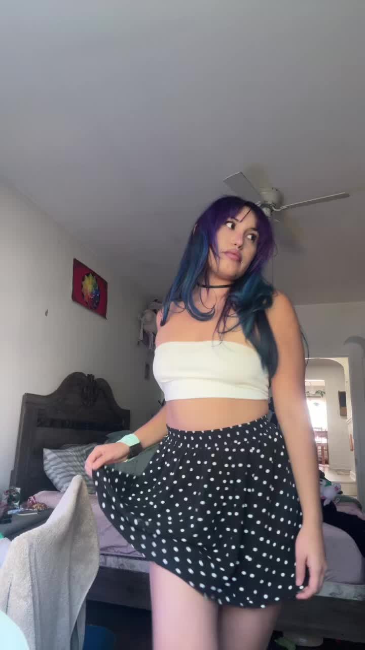 @🧚🏼&zwj;♂️