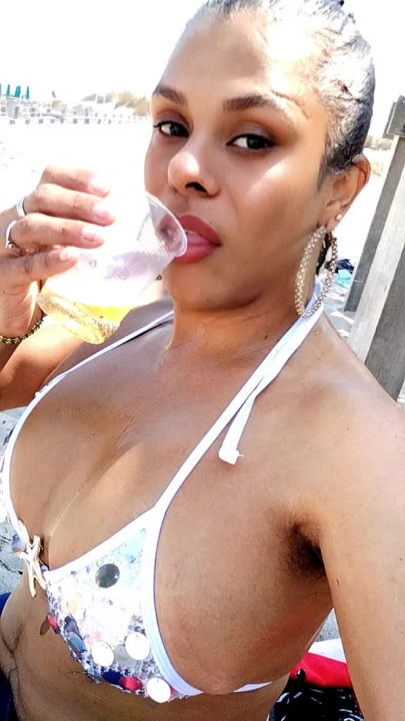 @Tati Velasquez 🇻🇪
