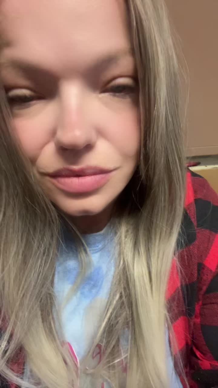 @moonchildhippy