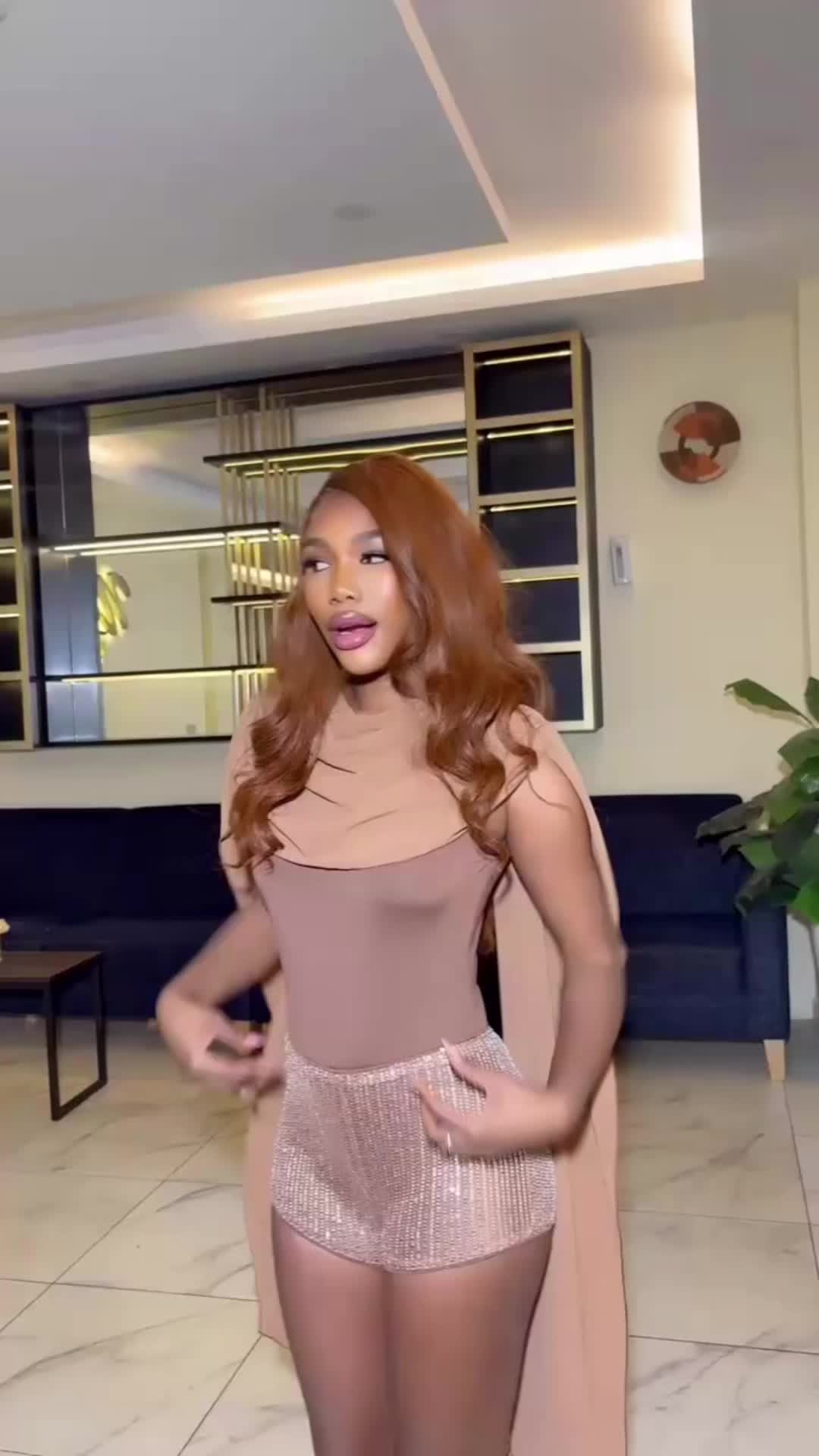 @Jeanne🇬🇳