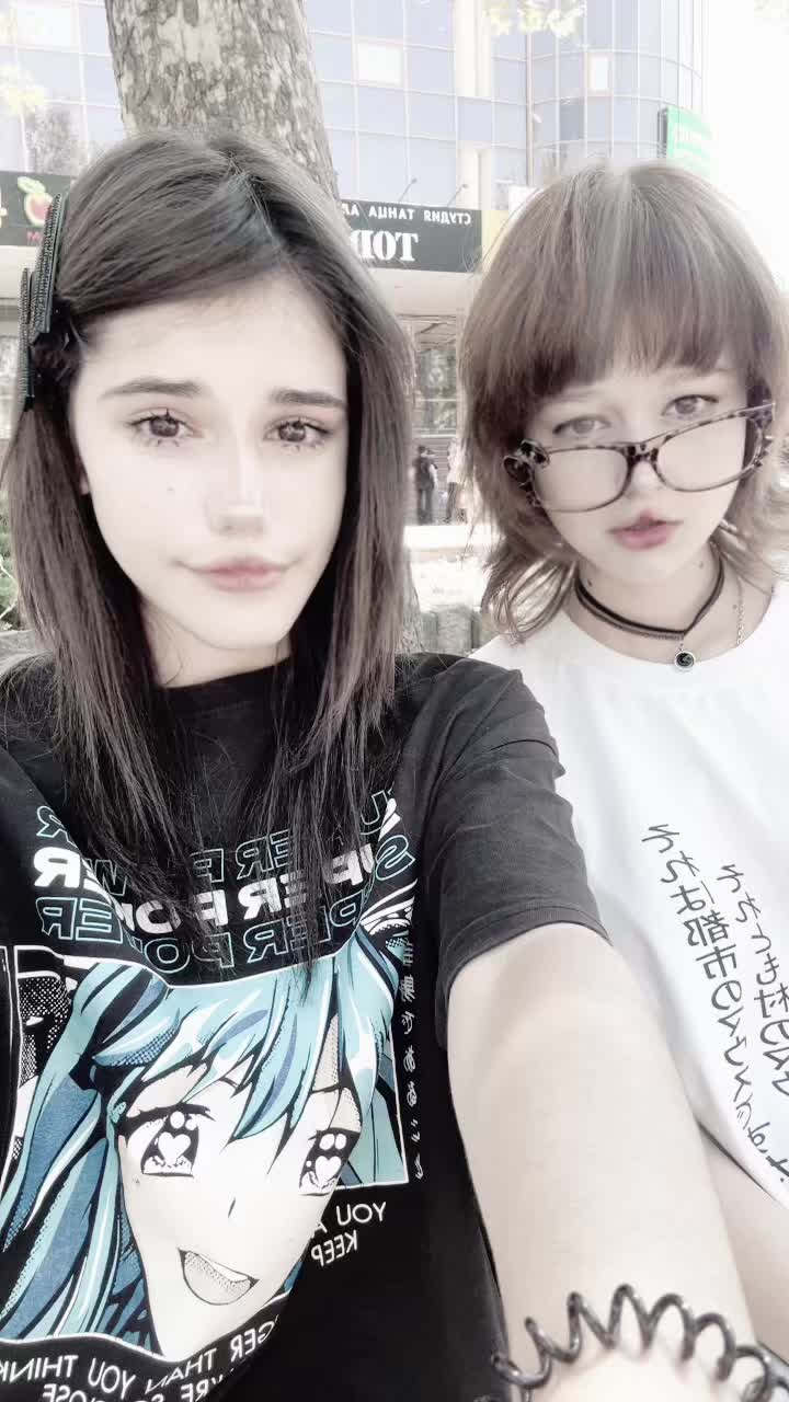@🕷️
