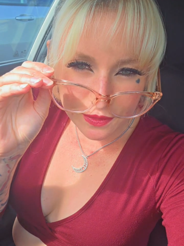 @Lilith 😈🖤