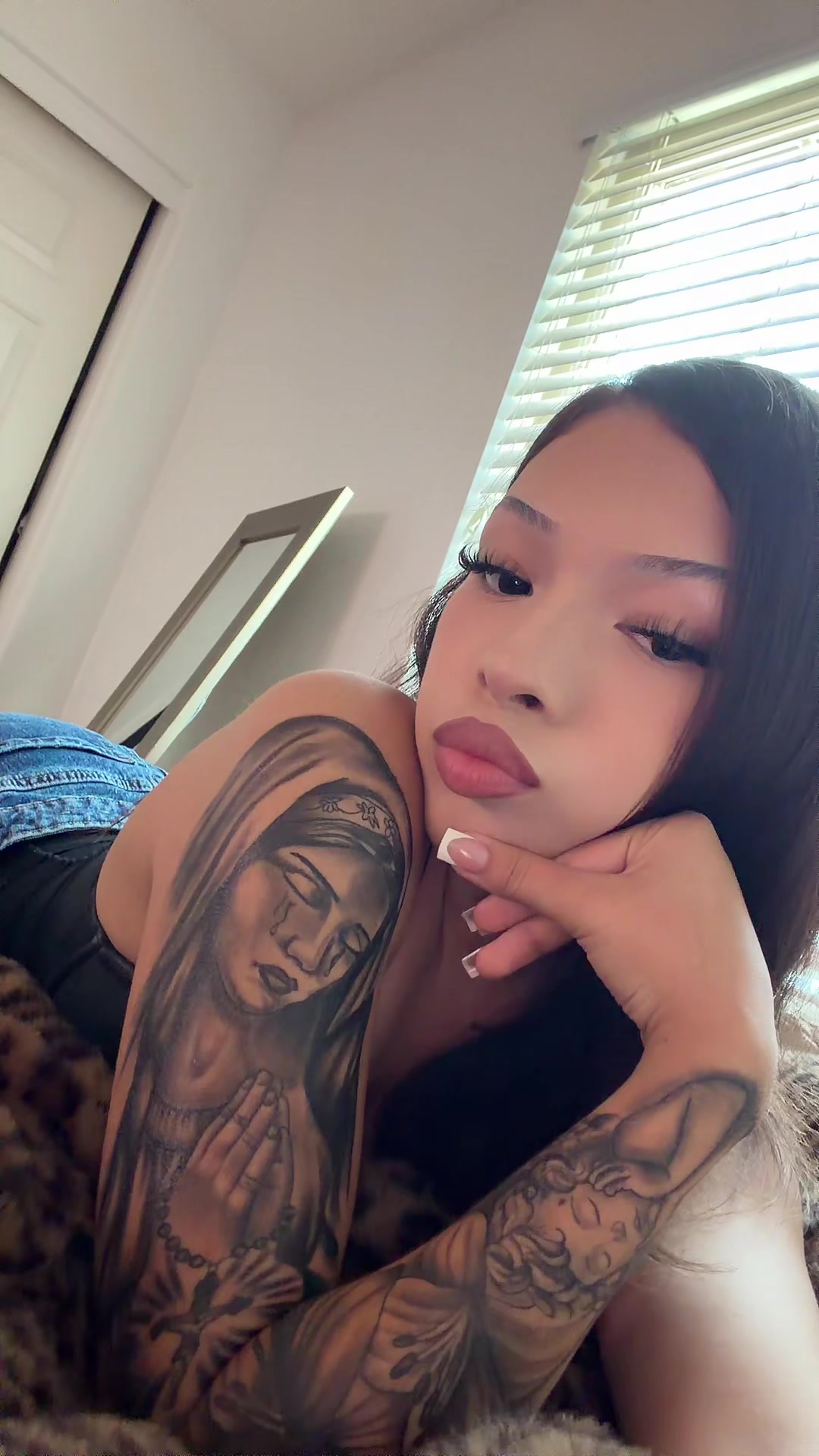@lesvxoxo