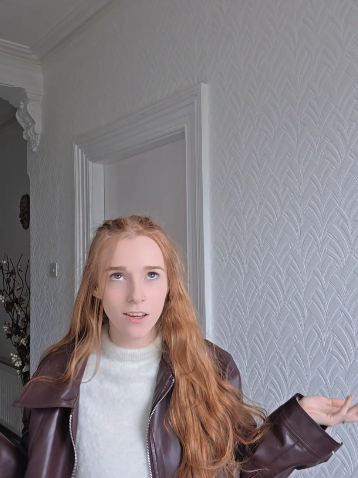 @LilRedCanvas
