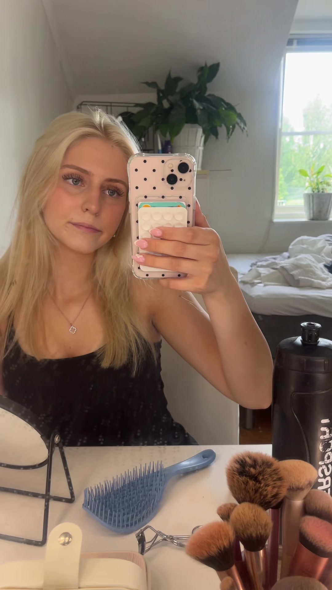@Ebba