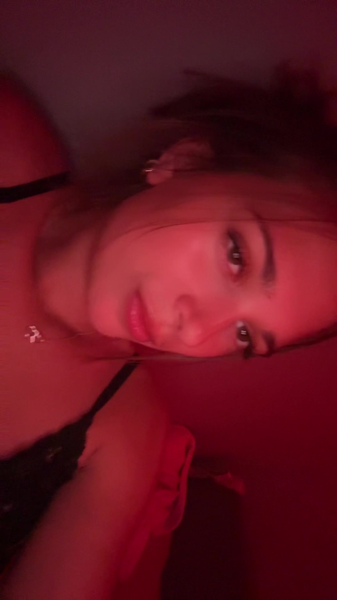 @hollie๐