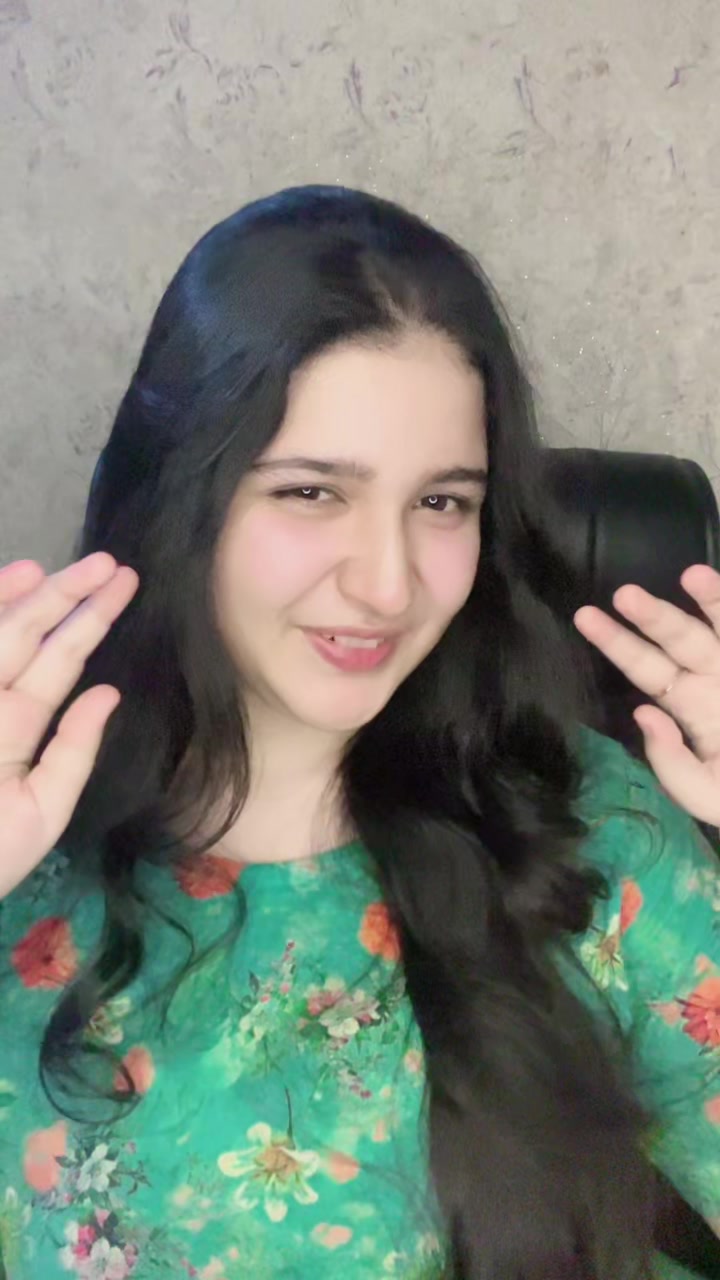 @PRETTY GIRL🥰