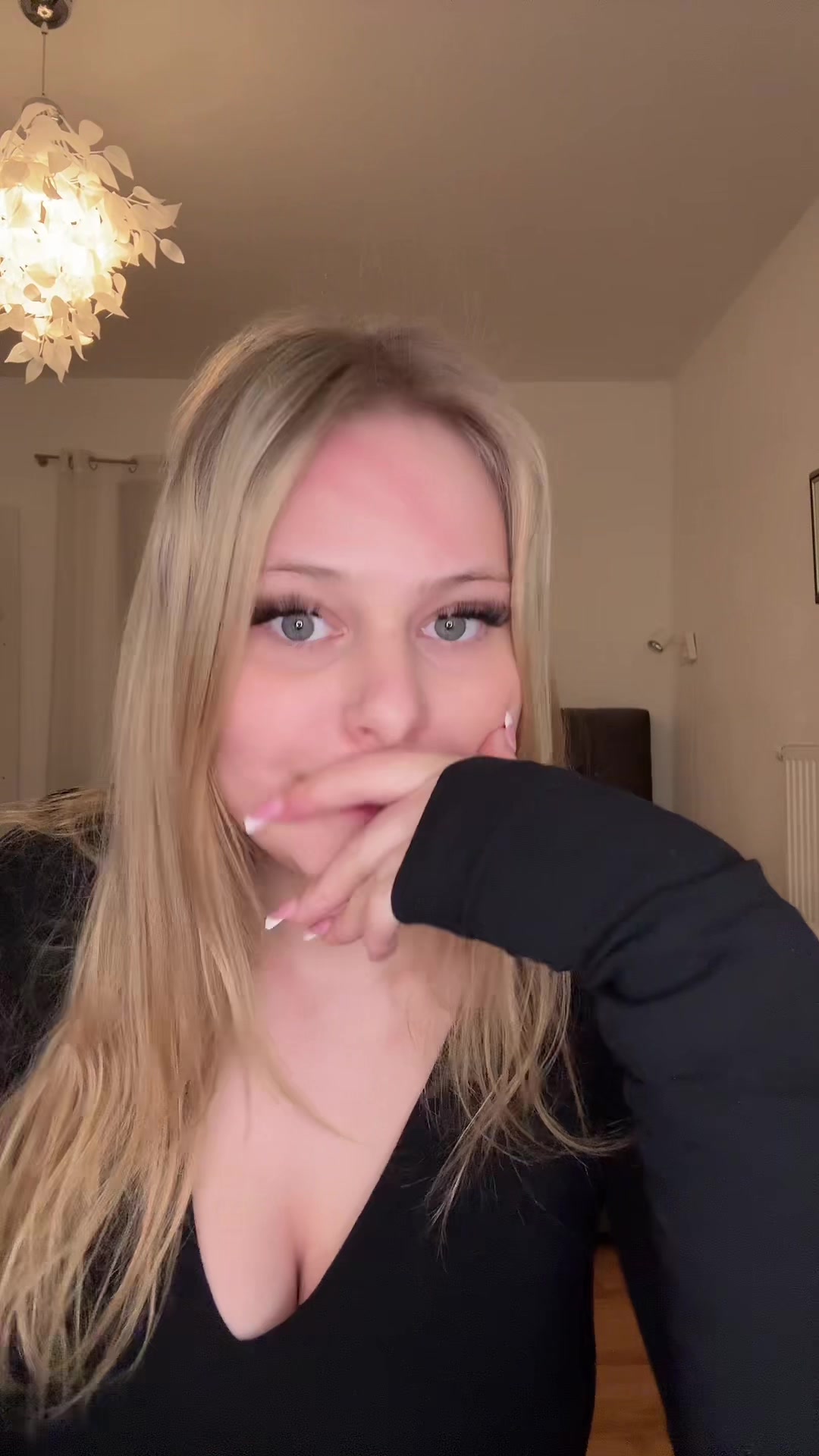 @🍒𝒏𝒏𝒂