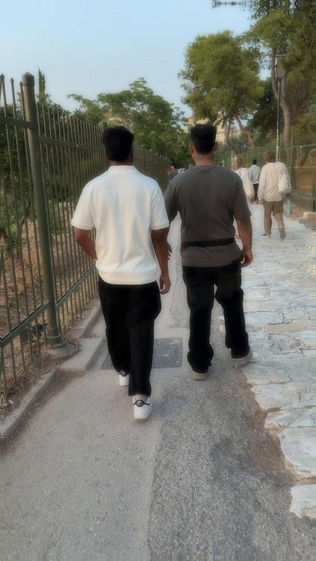 @Akash Deep🇬🇷