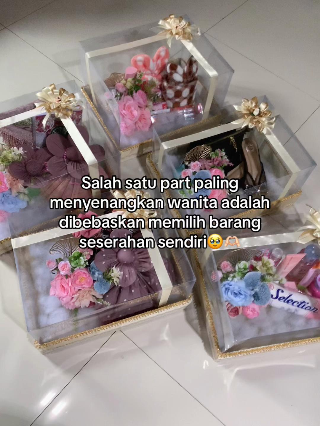 @Dewi🍭