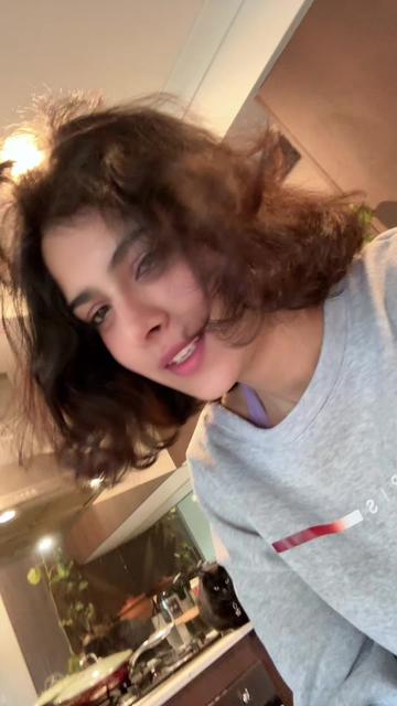@KomalSethi
