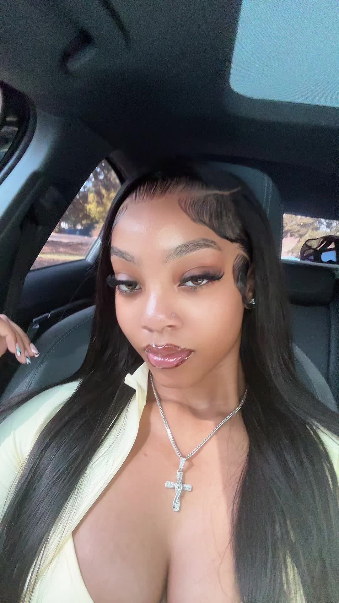 @Ai’yana💋