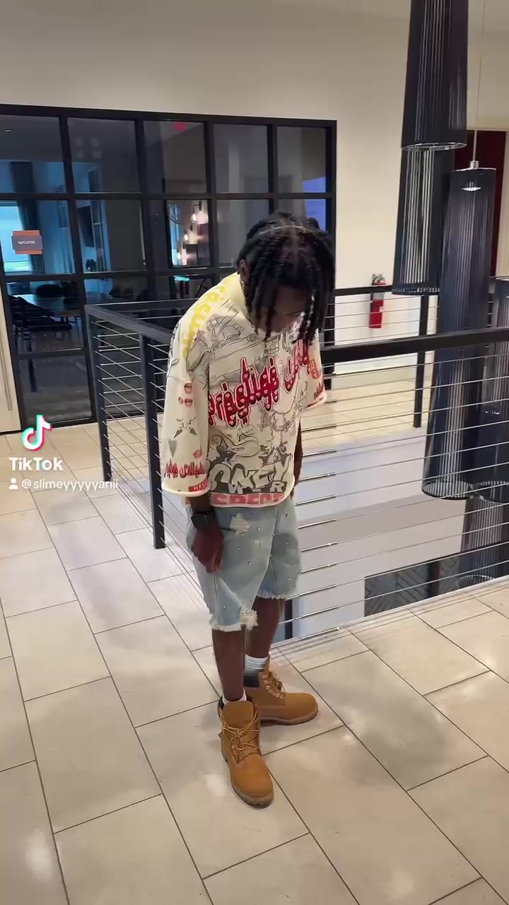 @thuggingwitantone