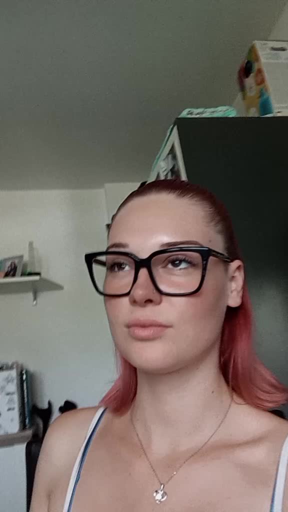 @Lara