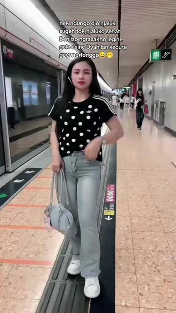 @Molly Jiwa beauty