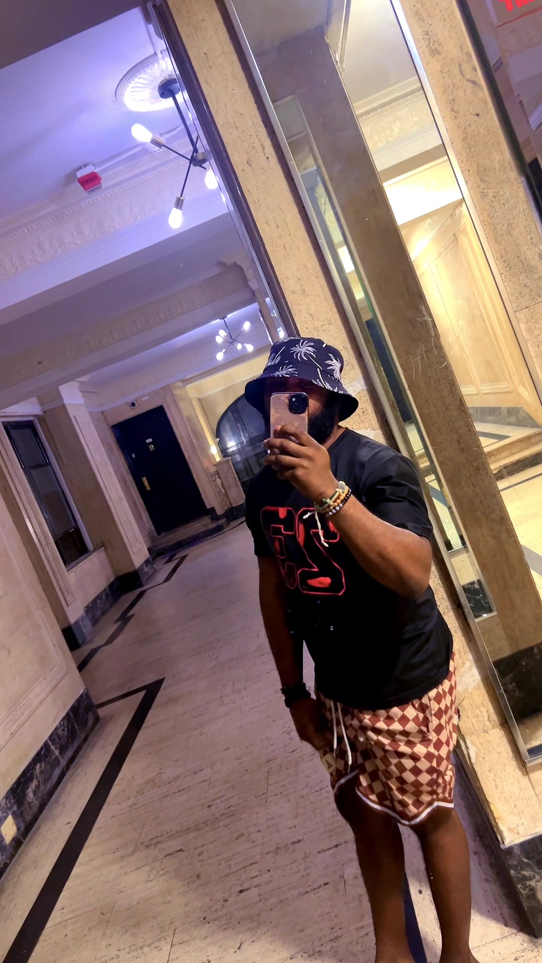 @Lorlor🗽It’s one way 🚷🚦🧯💰