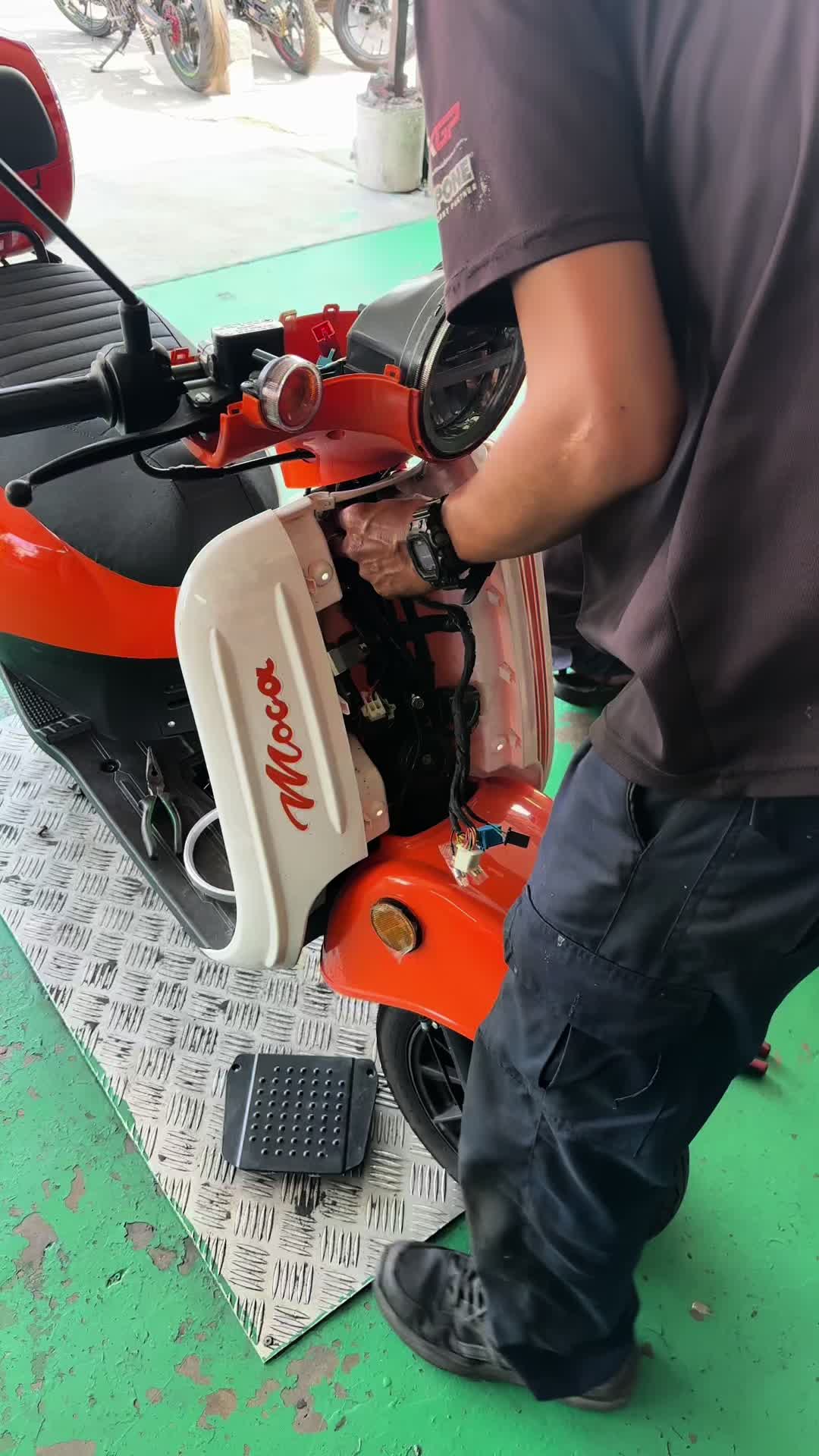 @TR MOTORSPORT