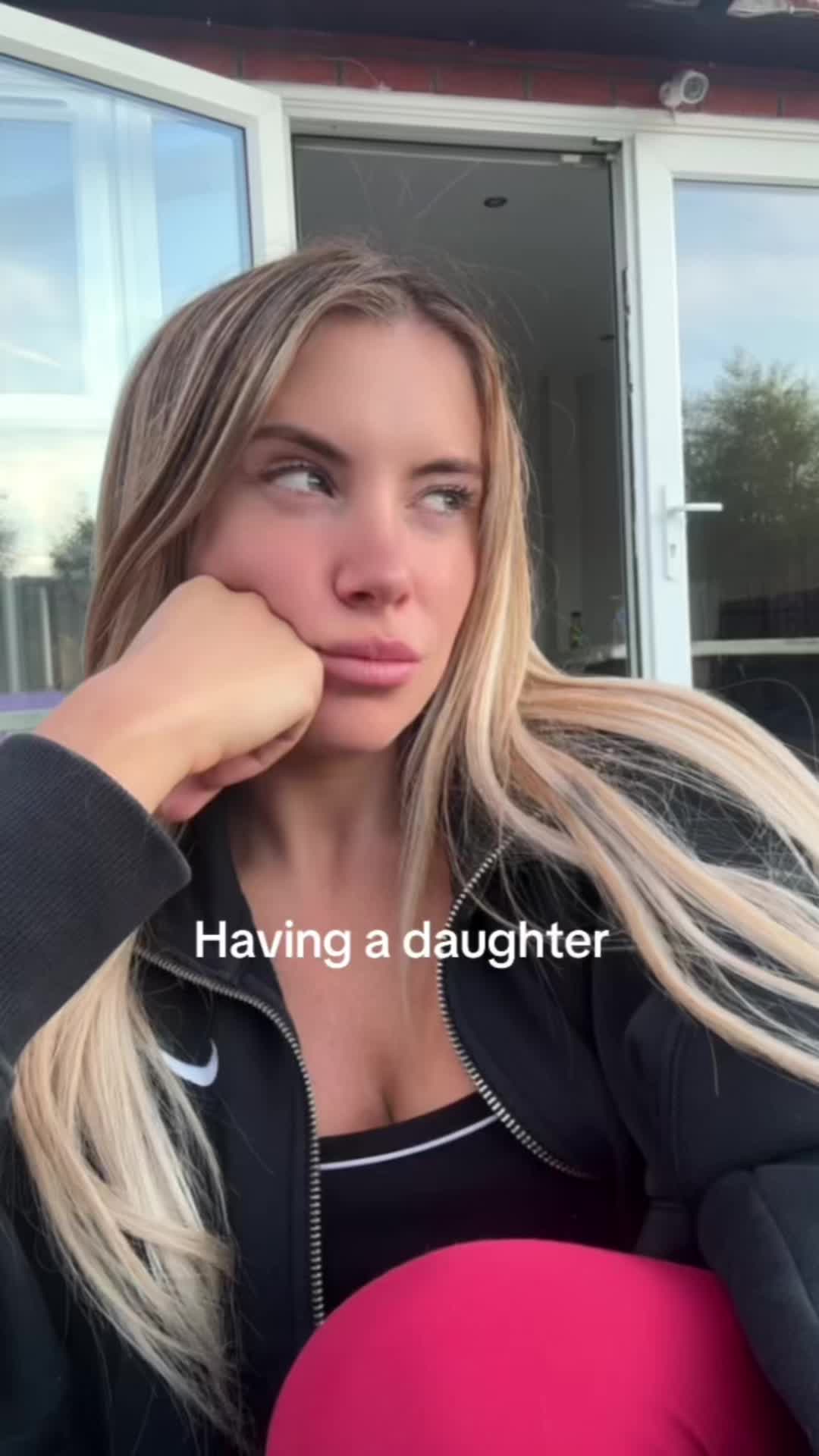 @GeorgiaFrancis •Relatablemum•