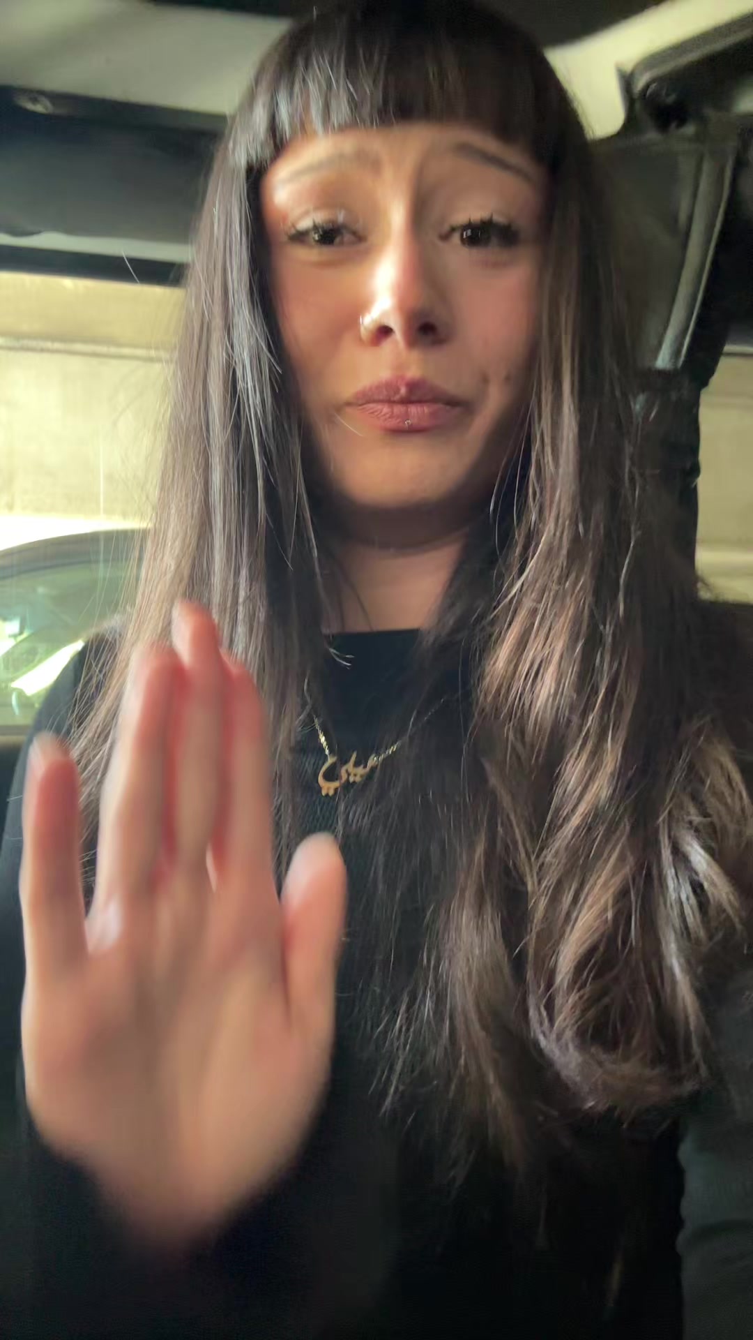 @leila