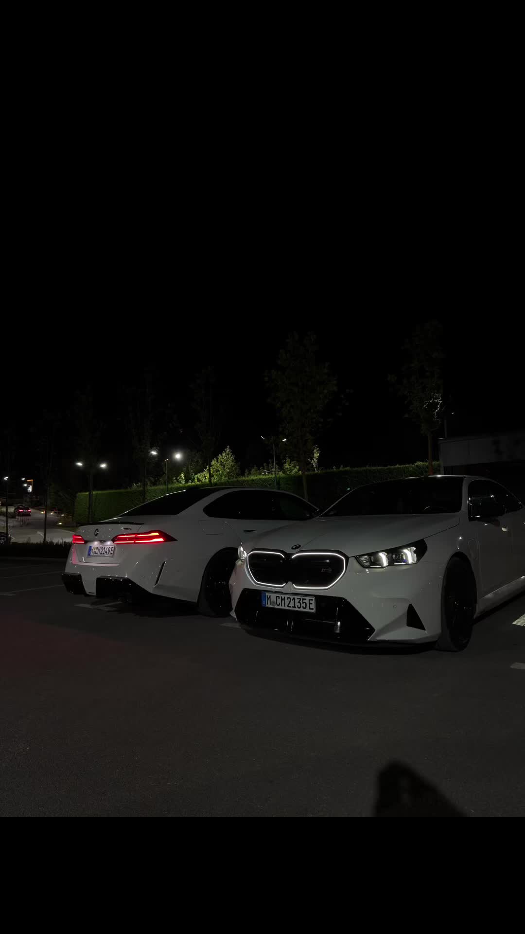 @White_BMWM5