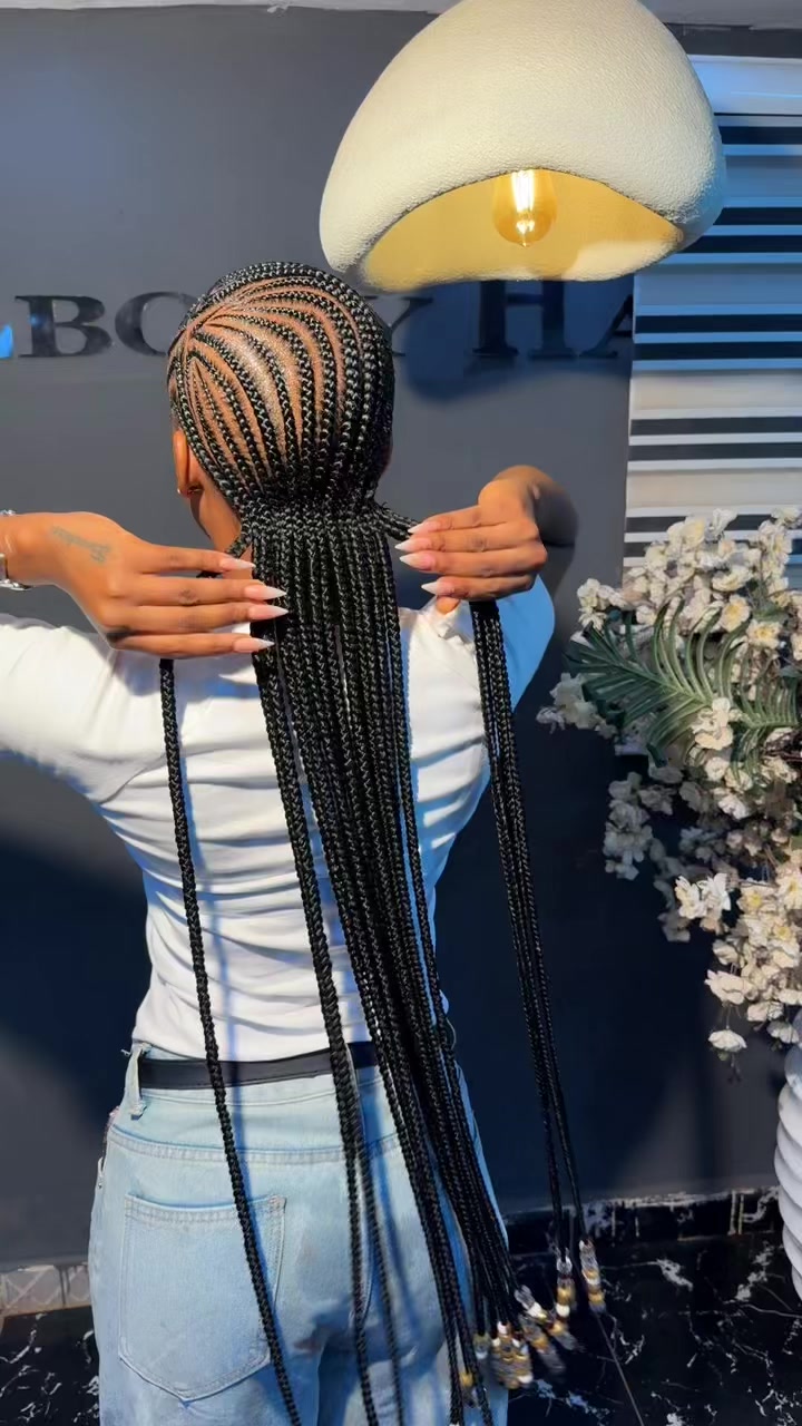 @Ebony hair world