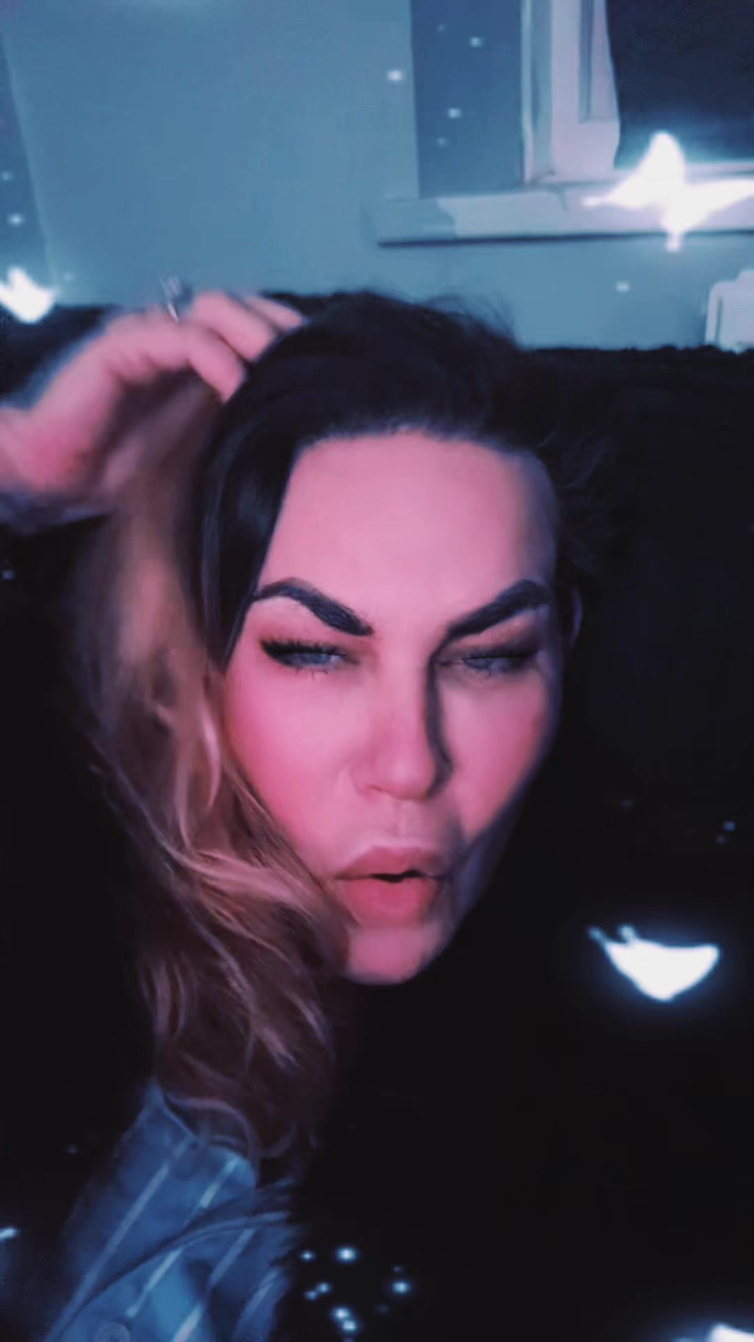 @rozzisarmy_