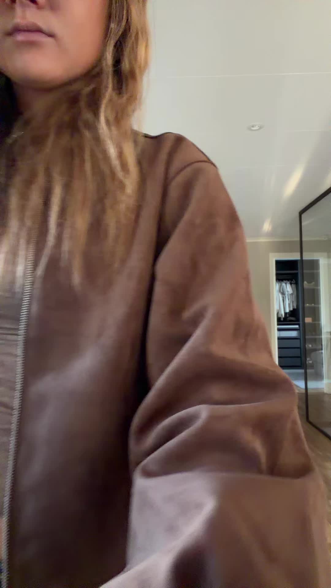 @𝘌 𝘭 𝘭 𝘦