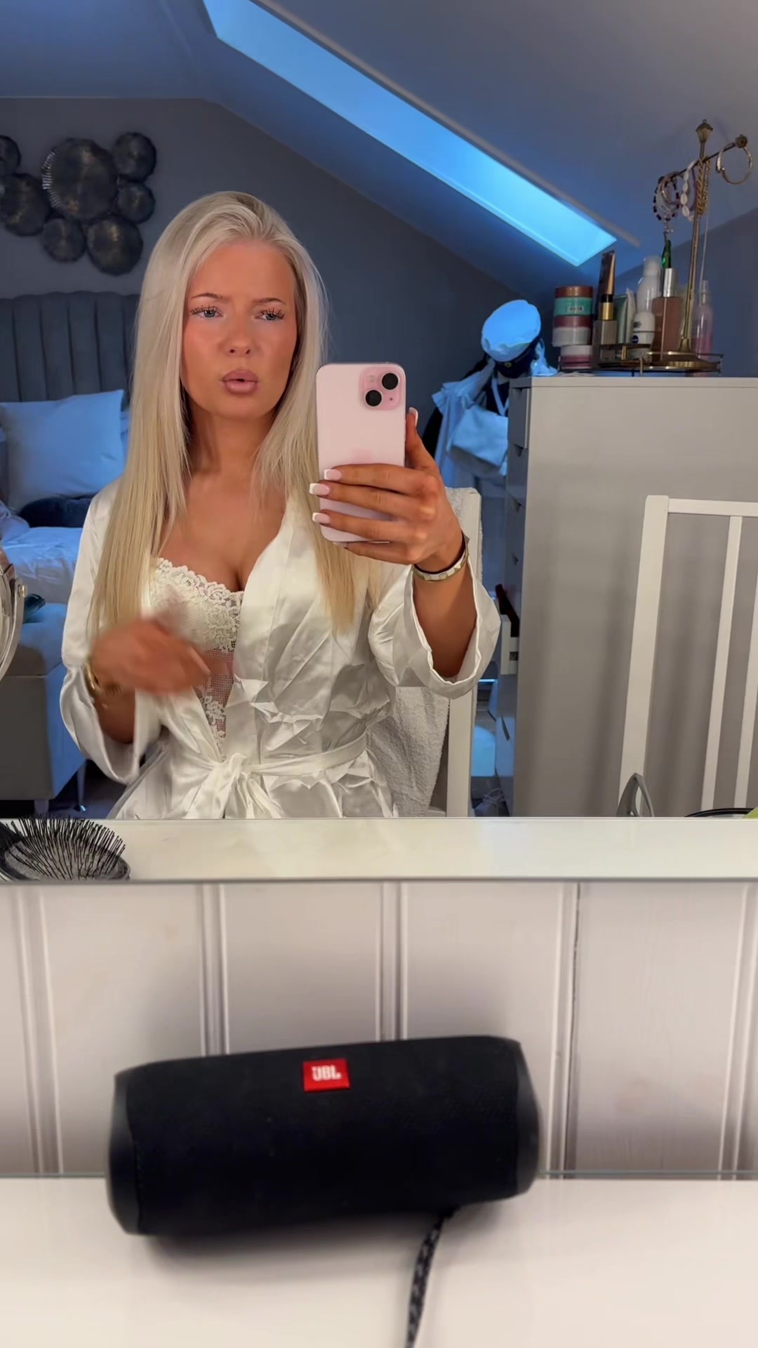 @esmeralda