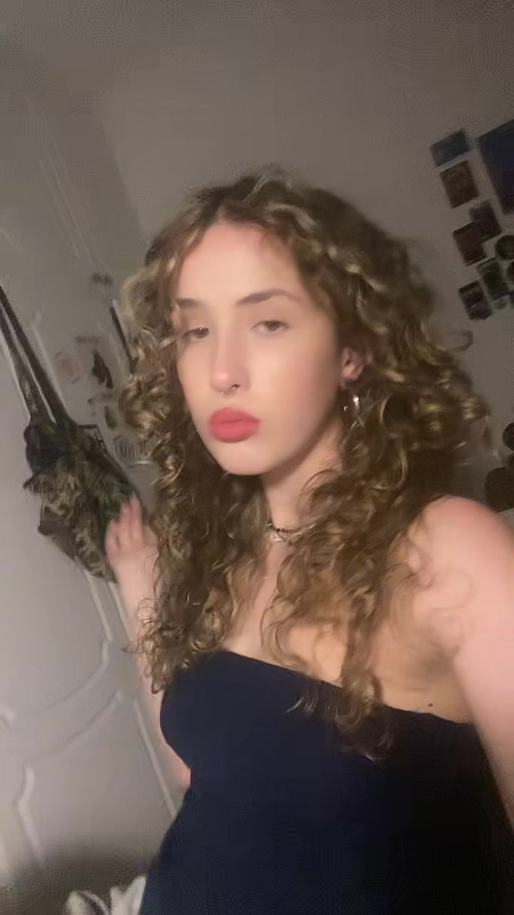 @alexandrazn