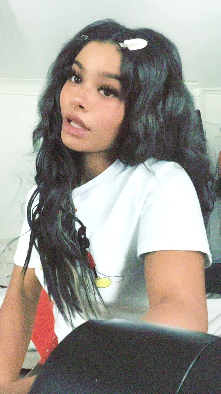 @shygirlarchives