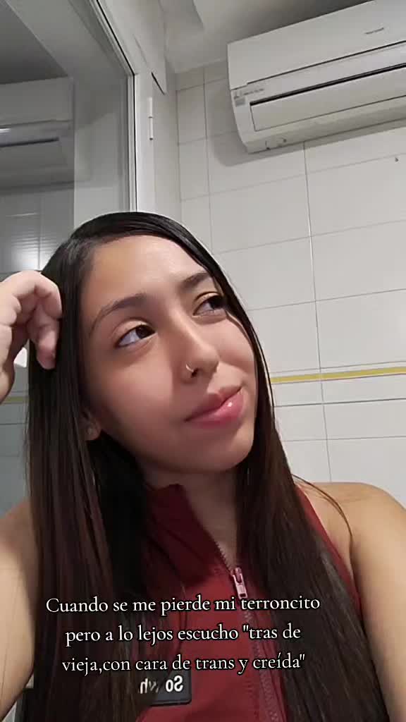 @Una cale&ntilde;a en Espa&ntilde;a.🇨🇴