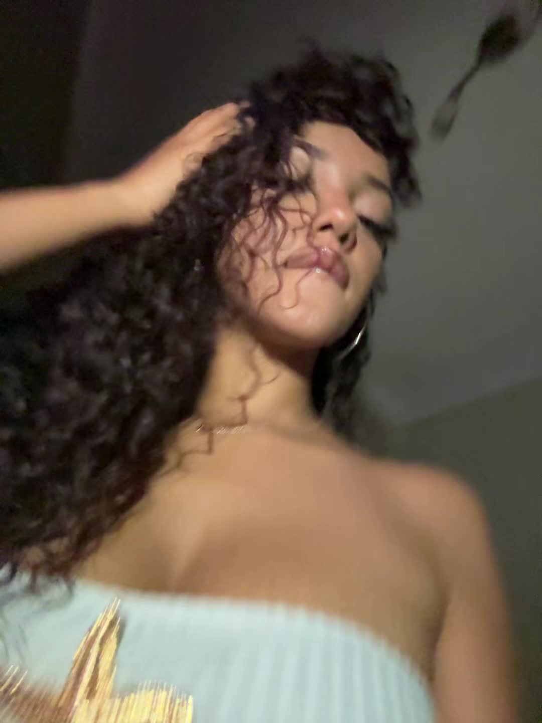 @๐.