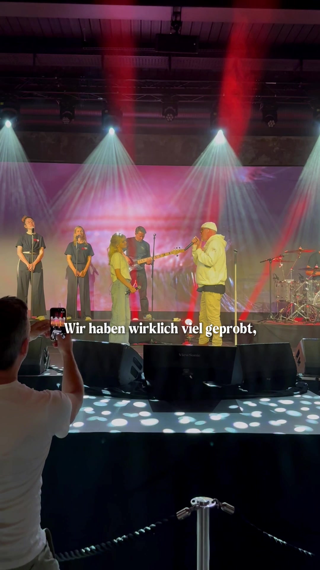 @DJ &Ouml;tzi