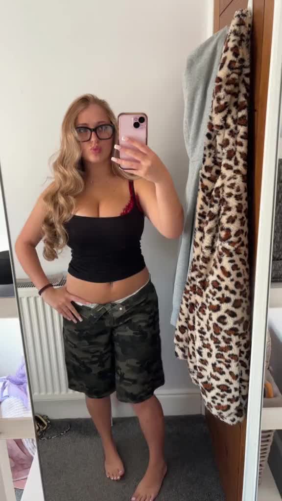 @skyeblossomx