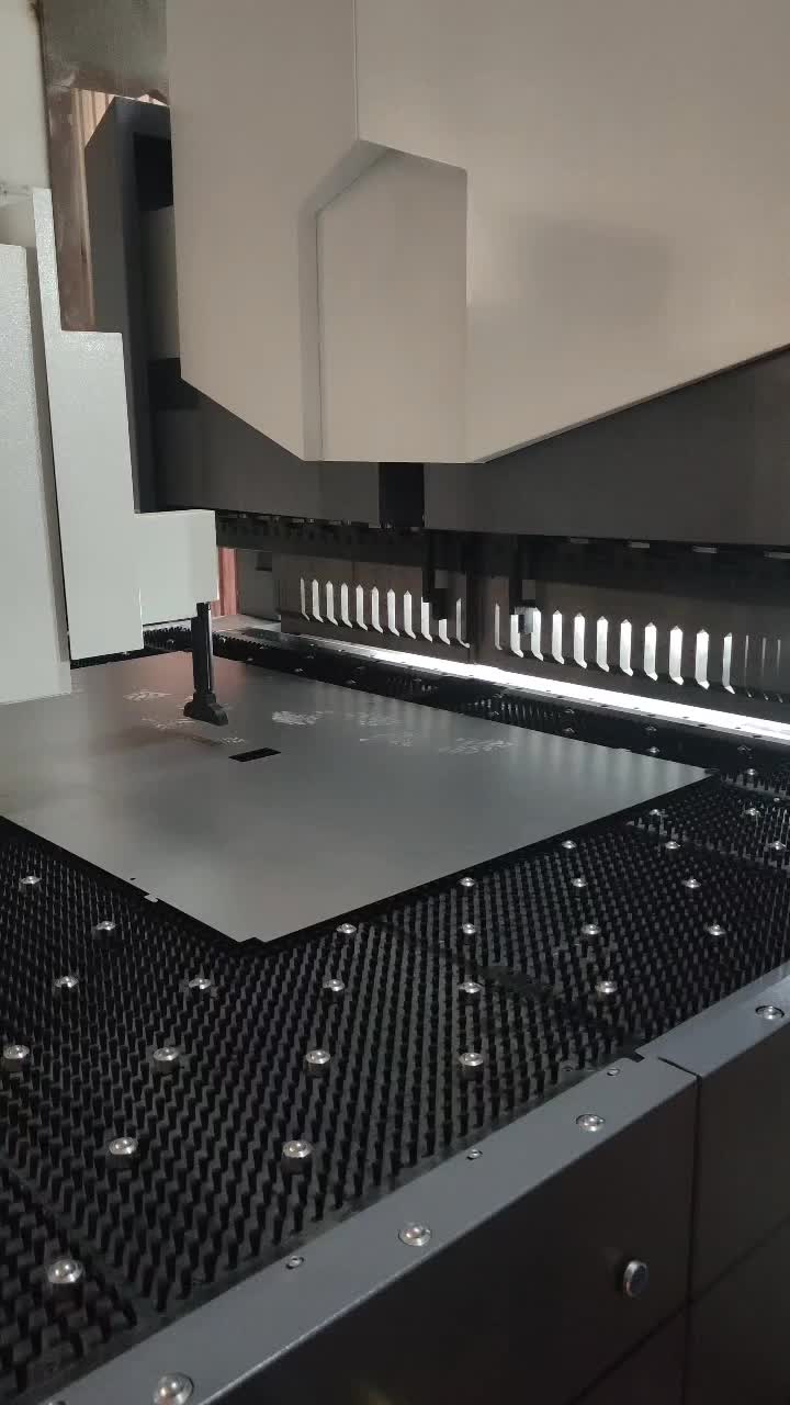 @MachineHub