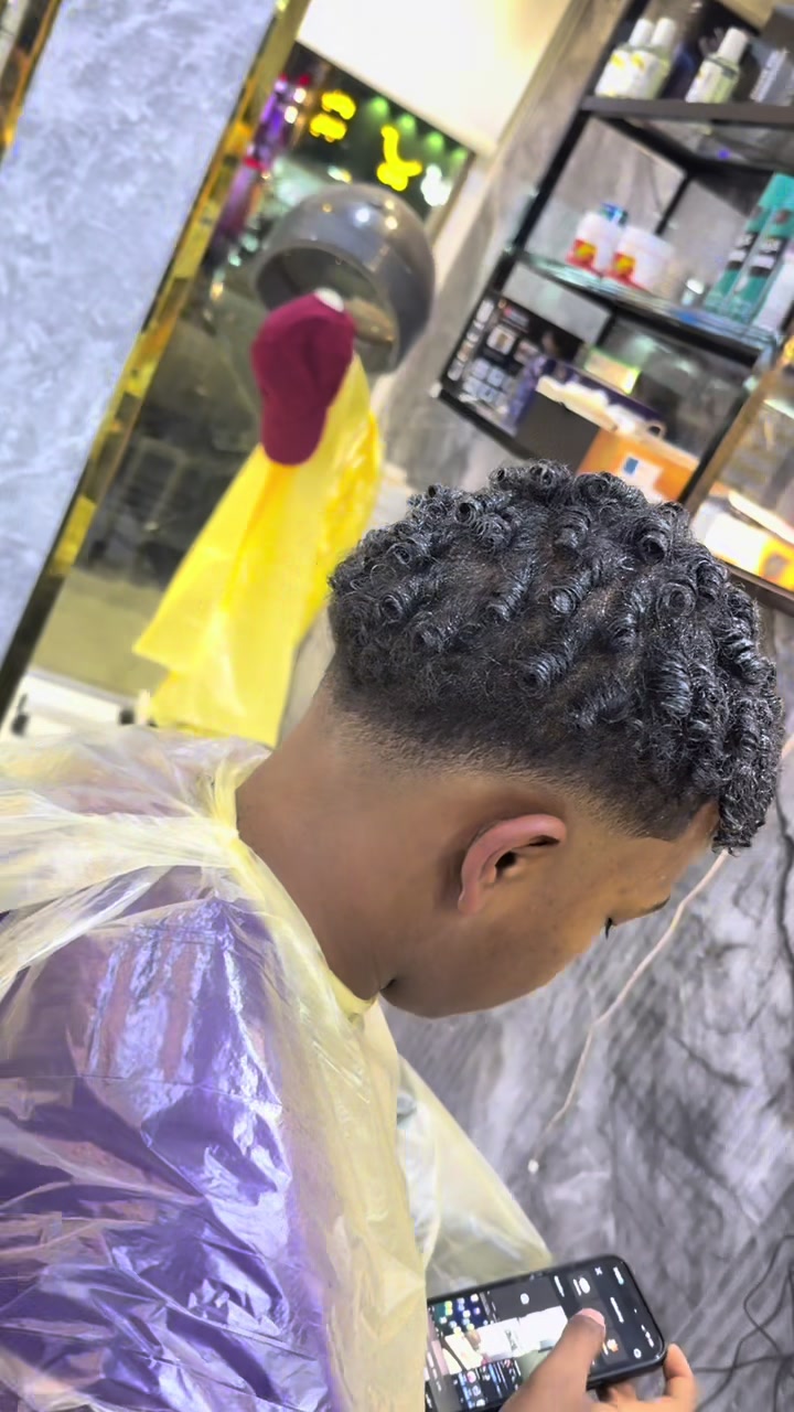 @صالون فن اليوم 💈🇫🇷🇸🇦🤘🏼