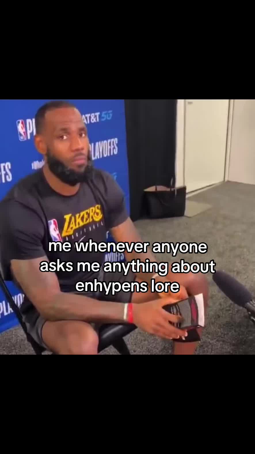 @🦌