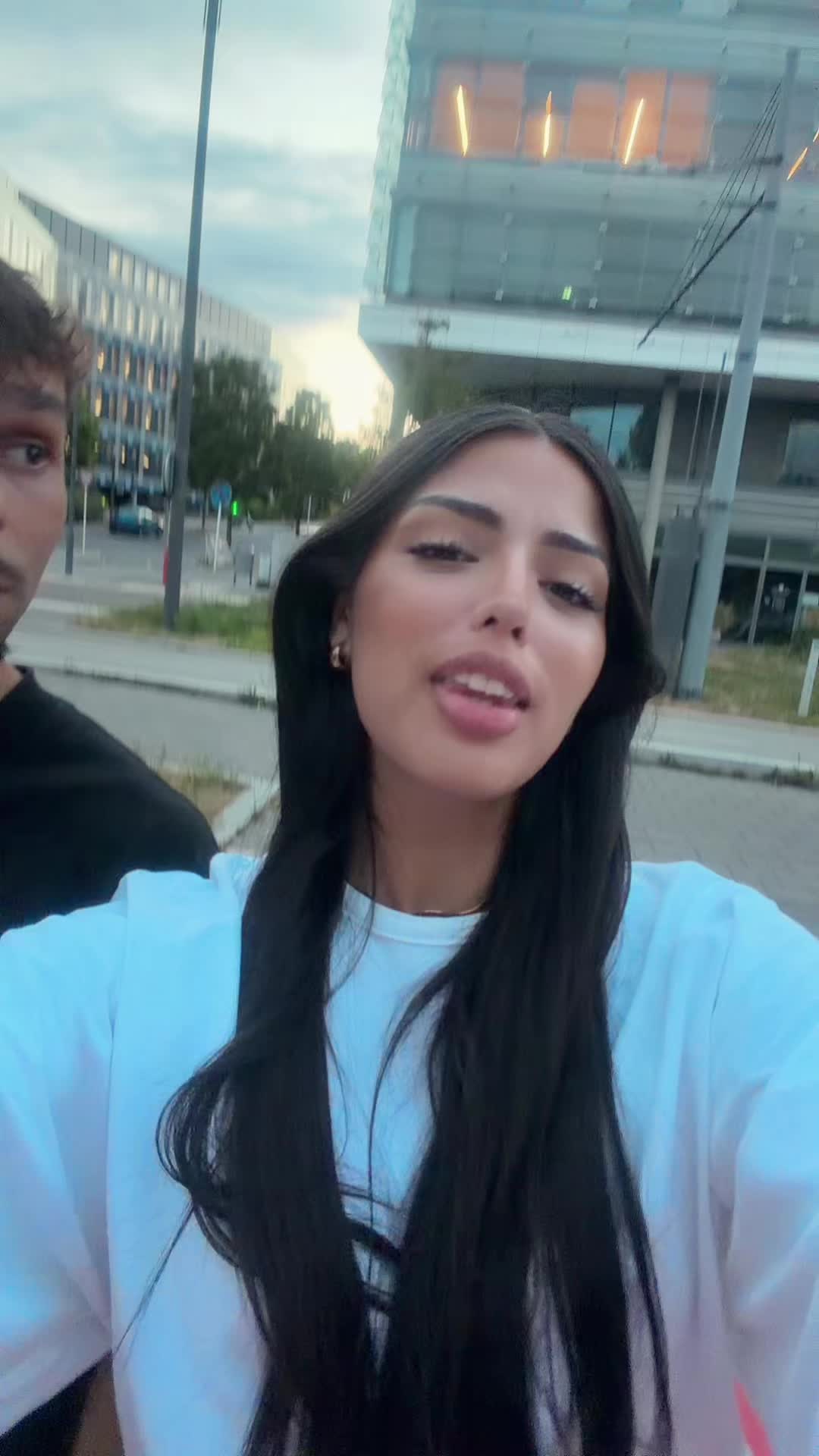 @Ari Zoppi