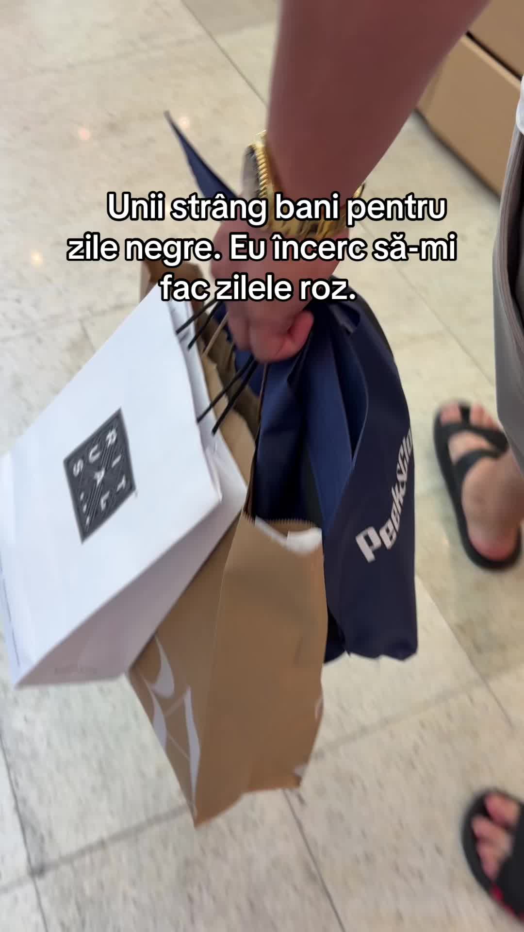 @Debora🦢