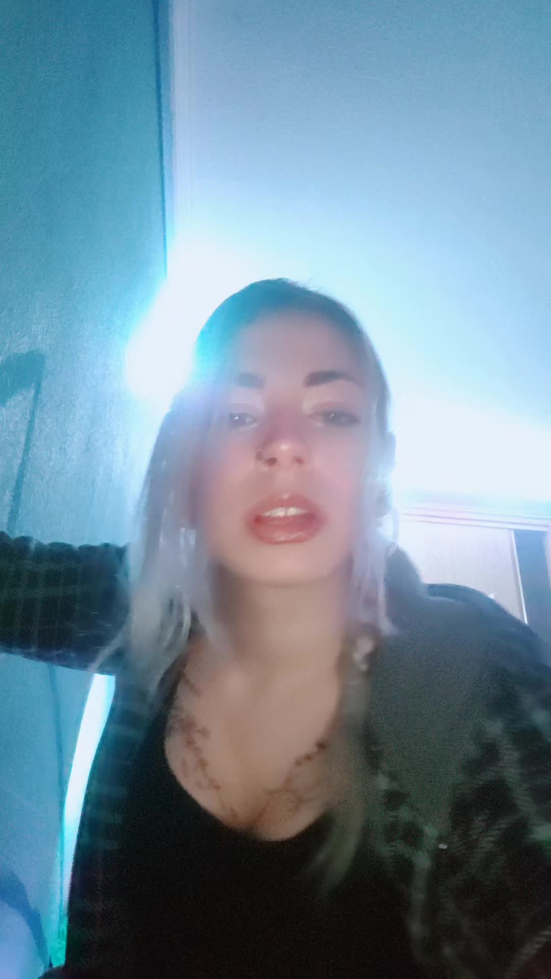 @LuciaMadreDeUnCachorroLobo