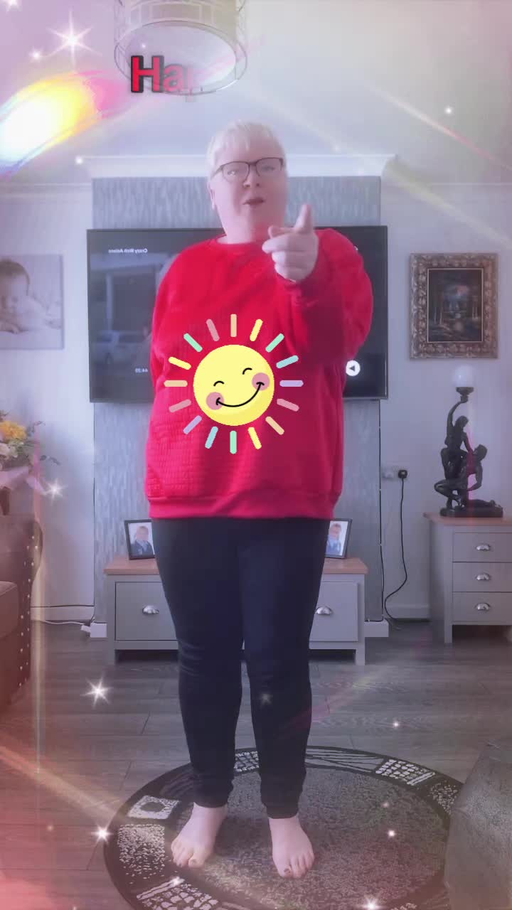 @Itsmedeedee