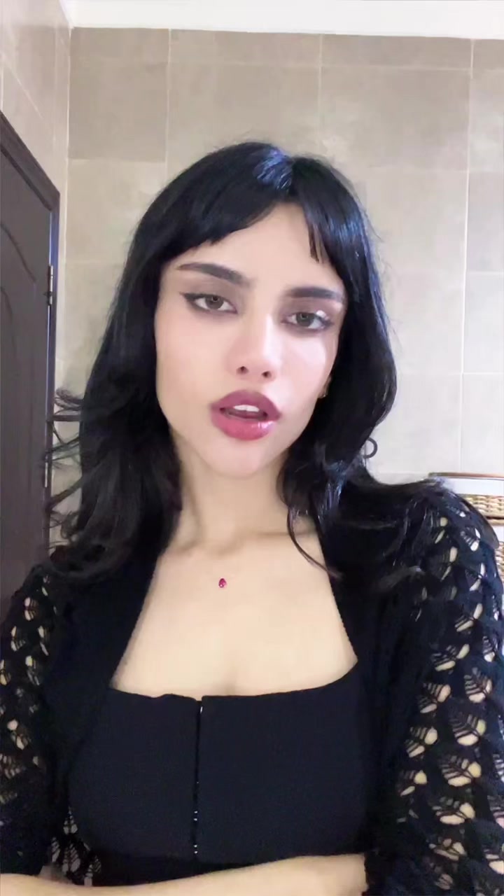 @Effina